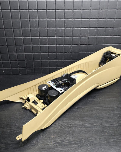 Console Central Apoio Braço Completo  Bmw 320i 2013 2014/15 - Imagem 8