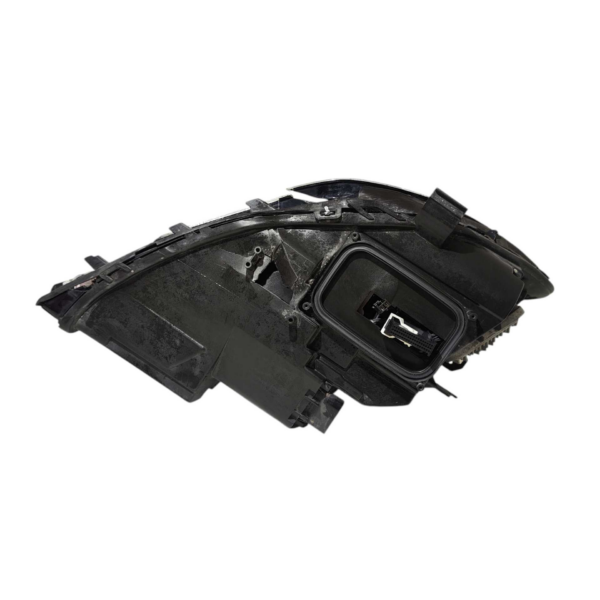 FAROL ESQUERDO MERCEDES CLA200 2017 A 2019 P/ RETIRADA PEÇAS - Imagem 2