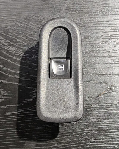 Comando Botão Vidro Tras Esq Renault Duster Oroch 2015 2016 - Imagem 3