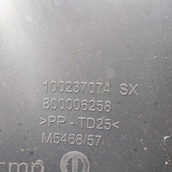 SOLEIRA PORTA TRASEIRA ESQUERDA FIAT ARGO 1.0 2018 A 2022 - Imagem 7