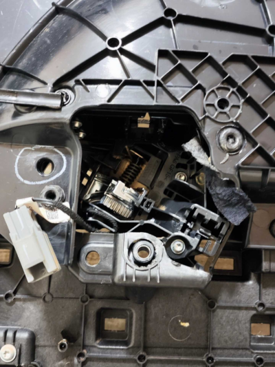 FORRO PORTA TRASEIRA ESQUERDA RANGE ROVER SPORT 2014 A 2016 - Imagem 8