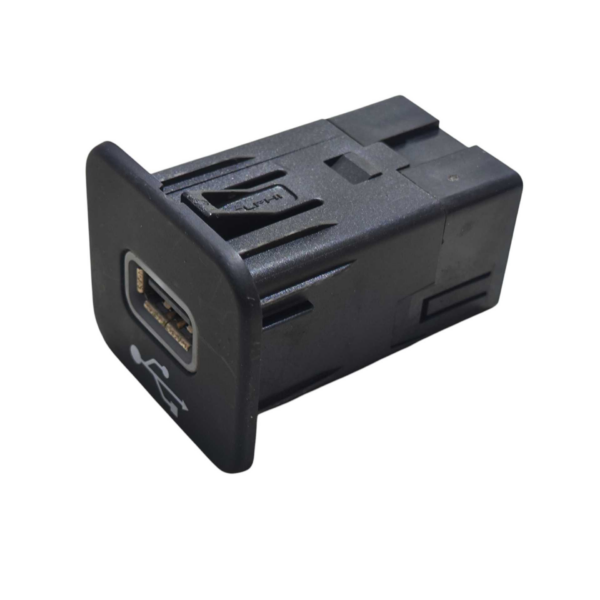 MOLDURA ENTRADA USB 735600659 FIAT ARGO 1.0 3CC 2018 A 2022 - Imagem 2
