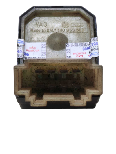 BOTÃO REGULAGEM RETROVISOR 1H0959565 VW GOLF POLO 1995/1998 - Imagem 4