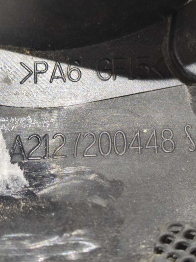 MOLDURA INTERNA COLUNA DIREITA MERCEDES E20 3.5 2011 A 2014 - Imagem 5