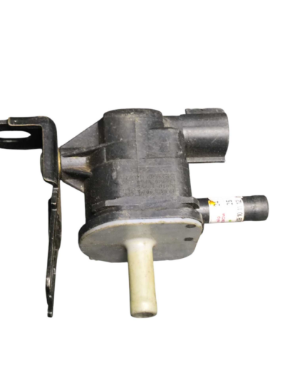 válvula canister Toyota Corolla etios 2012 a 2014 1362007060 - Imagem 3