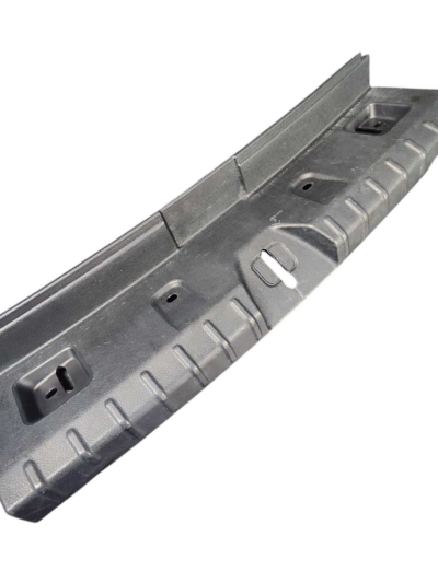 Moldura Inferior Porta Malas 7221868 BMW 320i 2013 A 2015 - Imagem 1