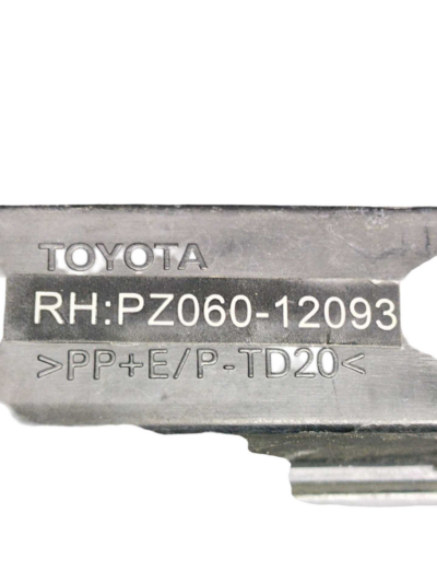 Moldura Farol Milha Dir Pz06012093 Toyota Corolla 2015/2017 - Imagem 3