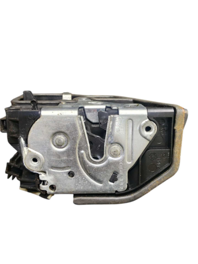FECHADURA TRASEIRA DIREITA BMW 320i 2.0 2013 2014 2015 - Imagem 4