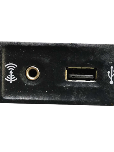 BOTÃO CONECTOR USB 5g0035222e Vw Amarok 3.0 2017 A 2019