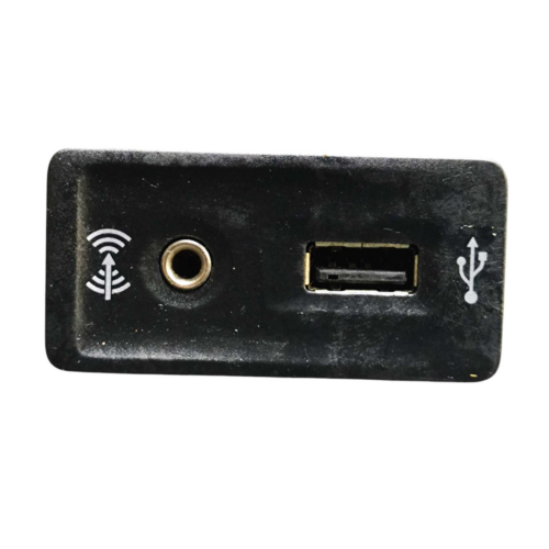 BOTÃO CONECTOR USB 5g0035222e Vw Amarok 3.0 2017 A 2019
