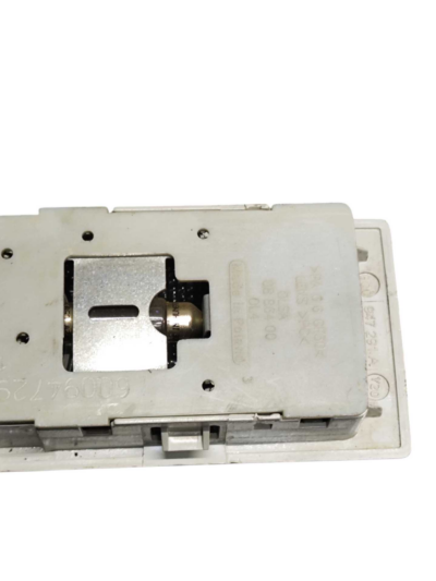 LUZ INTERNA TETO 0886400 VW Amarok 3.0 2017 A 2019 C/DETALHE - Imagem 8