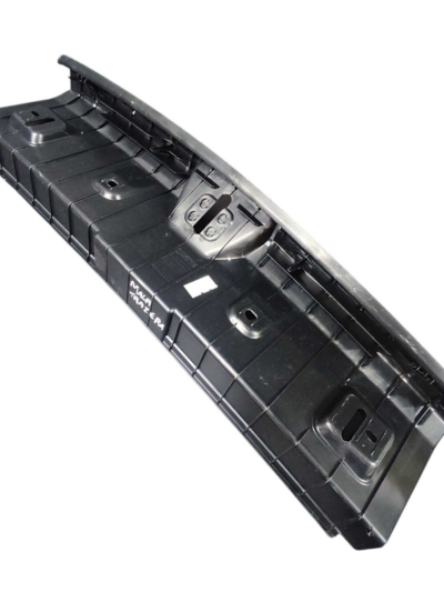 Moldura Inferior Porta Malas 7221868 BMW 320i 2013 A 2015 - Imagem 5