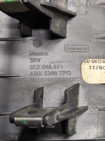 MOLDURA PORTA DIANT DIREITA 5C7868071 VW JETTA 2018 A 2020 - Imagem 7