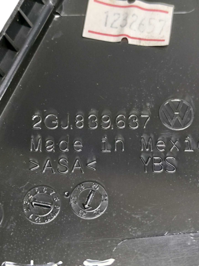 MOLDURA PORTA TRAS ESQUERDA 2gj839637 Vw Taos 2022 2023 2024 - Imagem 4