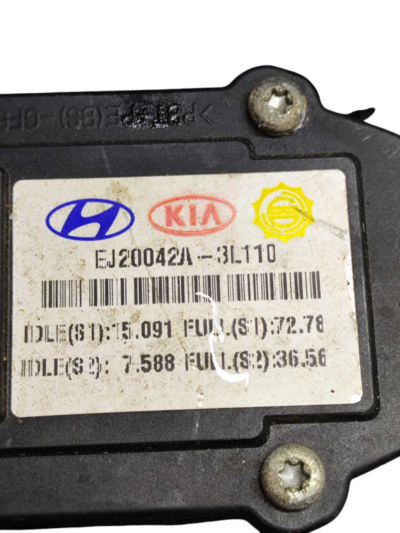 Pedal Acelerador 327263k100 Hyundai Azera 2010 2011 2012 - Imagem 4