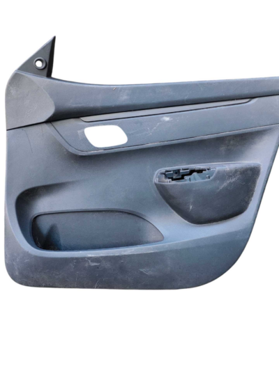 Forro porta dianteira direita Renault Kwid 2019 A 2021  1.0