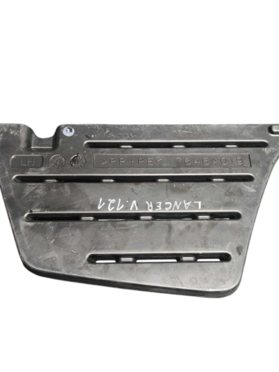 TAMPA DIR PORTA OBJETOS MITSUBISHI LANCER RALLIART 2011/2013 - Imagem 1