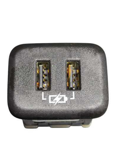 Moldura Entrada USB 13539082 Chevrolet Equinox 2021 a 2023