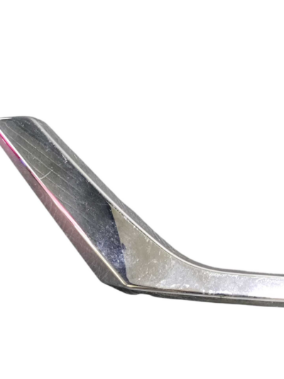 Friso Grade Frontal Nissan March 2016 2017 2018 - Imagem 2