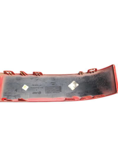 Moldura Lanterna Tras Dir 377945102 Vw Gol G3 2000 2001 2002 - Imagem 4
