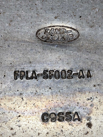 PROTETOR CARTER FPLA5F002AA RANGE ROVER SPORT 2014 A 2016 - Imagem 7