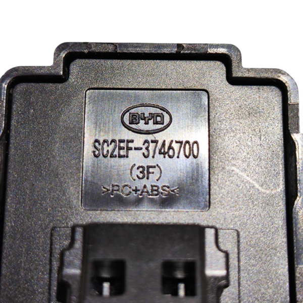 BOTÃO VIDRO TRASEIRO DIREITO BYD DOLPHIN MINI 2024 2025 - Imagem 5