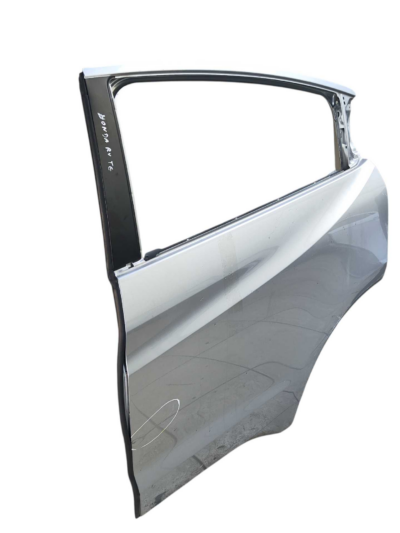 PORTA TRASEIRA ESQUERDA HONDA HR-V 1.8 2017 A 2019 DETALHE - Imagem 3