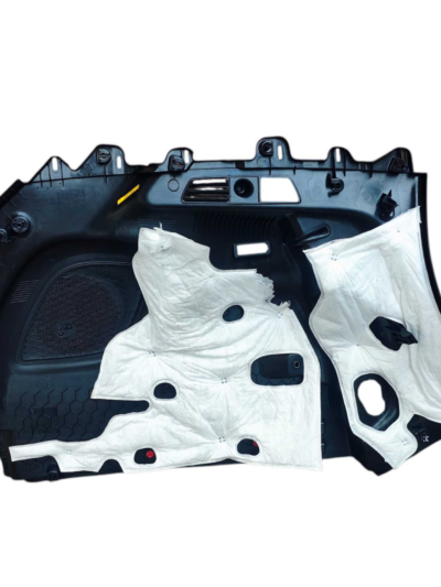 FORRO DIREITO PORTA MALAS 609683470 JEEP COMPASS 2020 A 2023 - Imagem 7