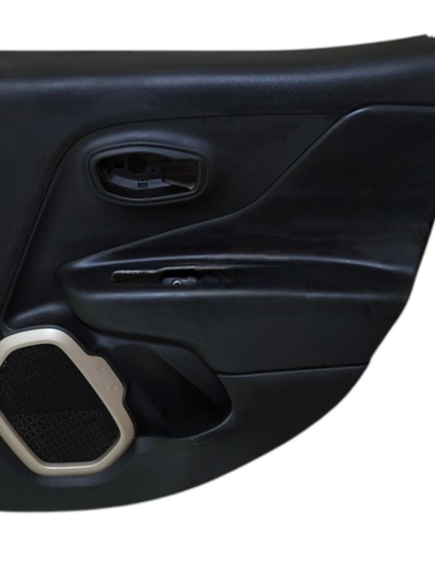 FORRO PORTA TRASEIRA DIREITA JEEP RENEGADE 2016 A 2021 - Imagem 1