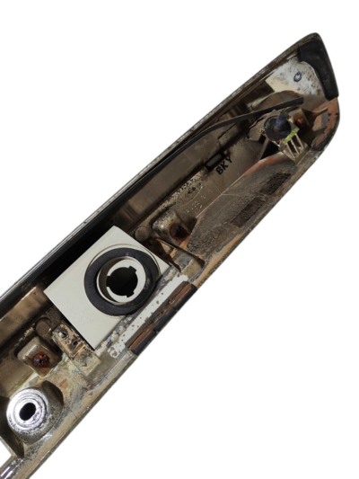 Moldura Traseira Luz Placa 925003e5 Kia Sorento 2008 a 2010 - Imagem 6