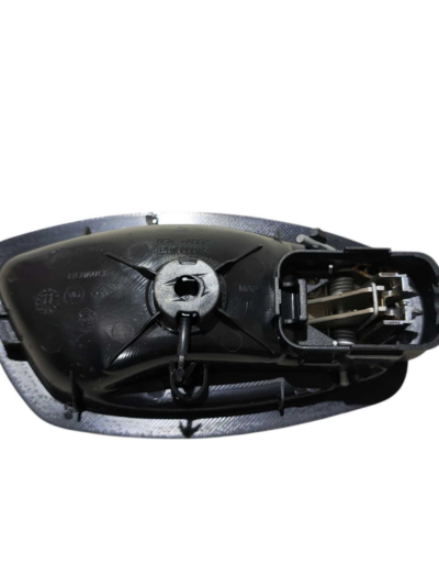 MAÇANETA INT TRASEIRA ESQUERDA RENAULT FLUENCE 2012 A 2016 - Imagem 7