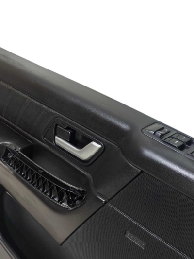 FORRO PORTA DIANT ESQUERDA RANGE ROVER SPORT 2005 A 2009 - Imagem 2