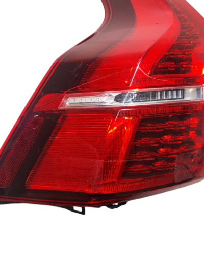 LANTERNA TRASEIRA ESQUERDA VOLVO XC60 2018 A 2021 C/DETALHE - Imagem 7