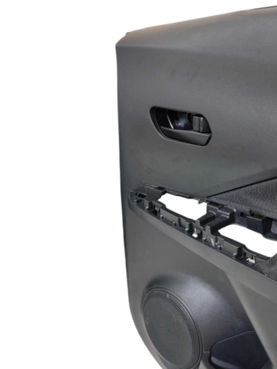 FORRO PORTA TRASEIRO DIREITO NISSAN KICKS 1.6 2017 A 2021 - Imagem 5