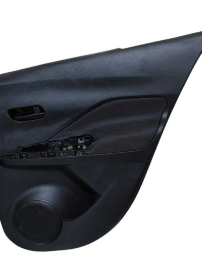 FORRO PORTA TRASEIRO DIREITO NISSAN KICKS 1.6 2017 A 2021 - Imagem 1