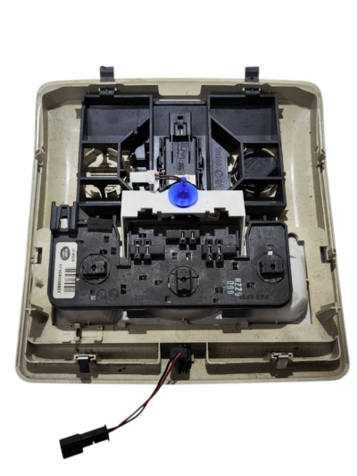 LUZ TETO CORTESIA XDE500092NUG RANGE ROVER SPORT 2006 A 2011 - Imagem 2