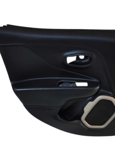 FORRO PORTA TRASEIRA ESQUERDA JEEP RENEGADE 2016 A 2021 - Imagem 1
