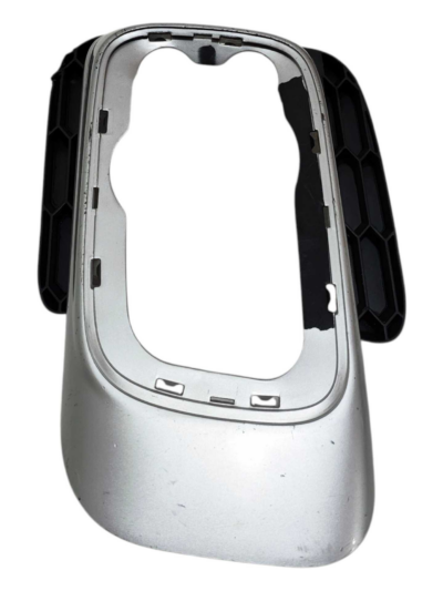 MOLDURA FAROL MILHA ESQUERDO CITROEN AIRCROSS 2011 A 2013 - Imagem 2