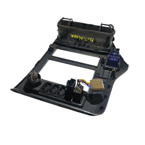 Moldura Rádio 68260K10381 Nissan Pathfinder 1999/2000 - Imagem 6