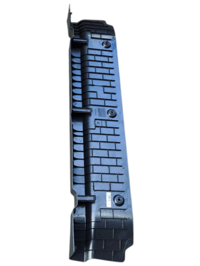 MOLDURA PORTA MALAS GM TRACKER PREMIER 1.2 2020 2021 2022 - Imagem 6