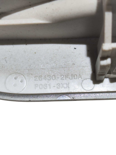 LUZ TETO CORTESIA 264302FJ0A NISSAN MARCH 2012 2013 A 2019 - Imagem 5