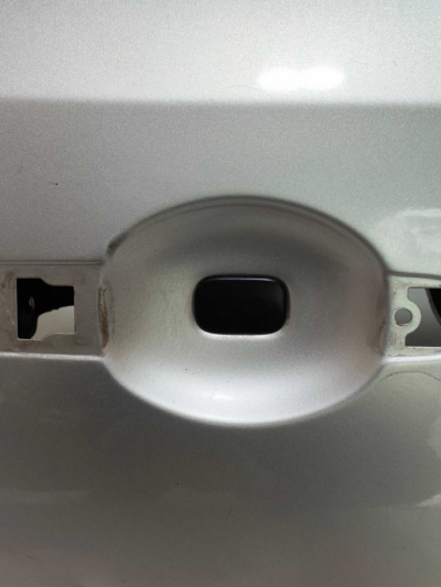 PORTA DIANTEIRA DIREITA RENAULT FLUENCE 2.0 2011 A 2016 - Imagem 4