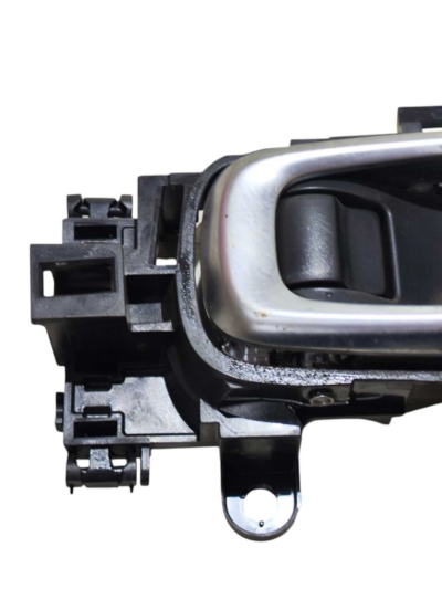 MAÇANETA INTERNA Tras esq HONDA HR-V 1.5 2022 2023 2024 - Imagem 5