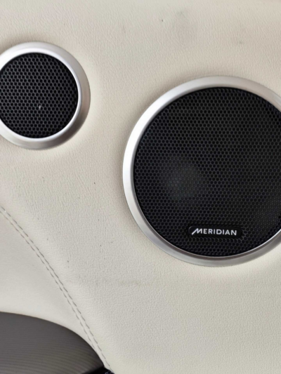FORRO PORTA TRASEIRA ESQUERDA RANGE ROVER SPORT 2014 A 2016 - Imagem 4
