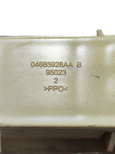 LUZ CORTESIA PORTA MALAS DODGE JOURNEY 2.7 V6 2008 A 2010 - Imagem 7