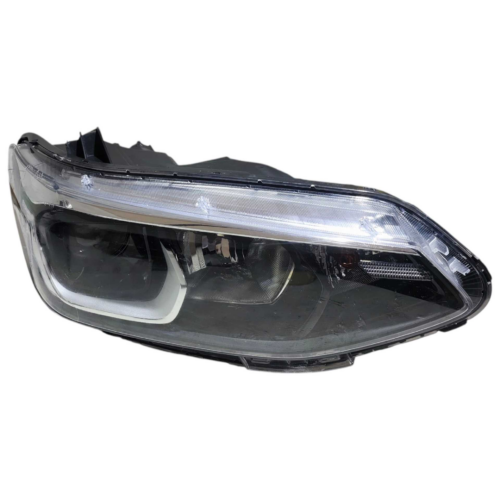 FAROL DIANTEIRO DIREITO GM TRACKER 2020 A 2022 C/DETALHE
