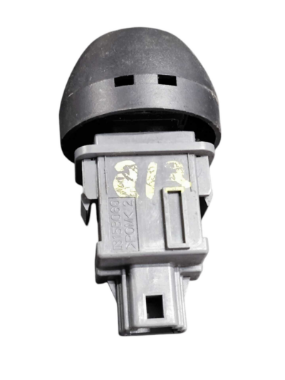 Botão Pisca Alerta r15b060 Toyota Rav4 2011 2012 2013 - Imagem 4
