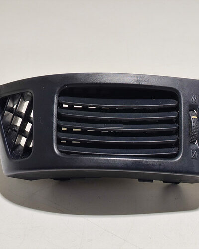 Difusor Ar Cond Esquerdo Hyundai I30 2009 A 2013 U046524813 - Imagem 2