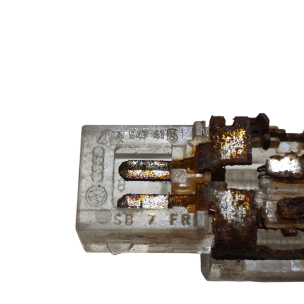 LUZ CORTESIA FORRO PORTA 4B0947415 AUDI A4 2004 A 2008 - Imagem 5