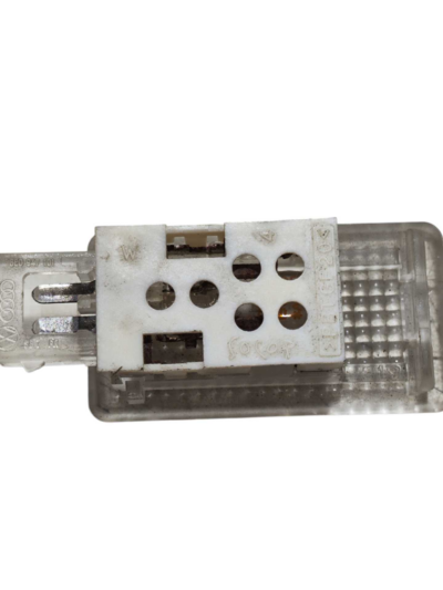 LUZ CORTESIA PORTA MALAS 8E0947101 AUDI A4 2004 2005 A 2008 - Imagem 6